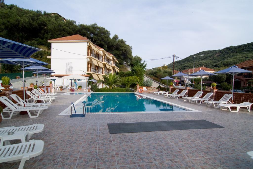Villa Angelika Parga Exteriör bild